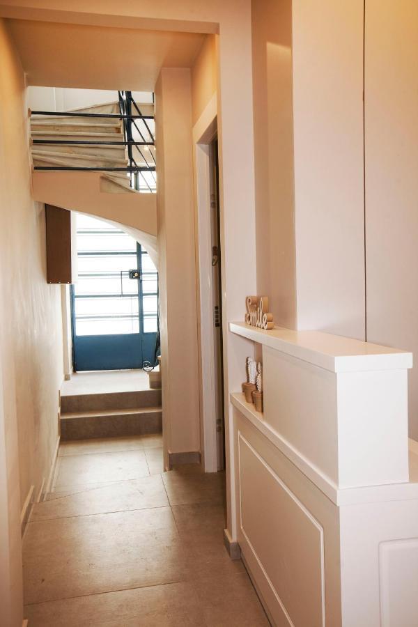 Bentzi...Boutique Apartment 1, Classic Double With Kitchenette, 2 Guests Athens Luaran gambar